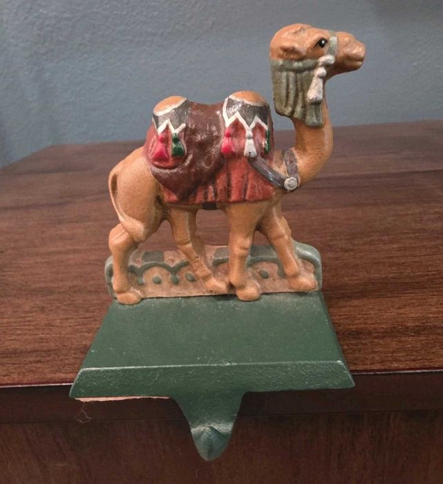 Suporte para meias de Natal em ferro fundido com camelo estilo faroest