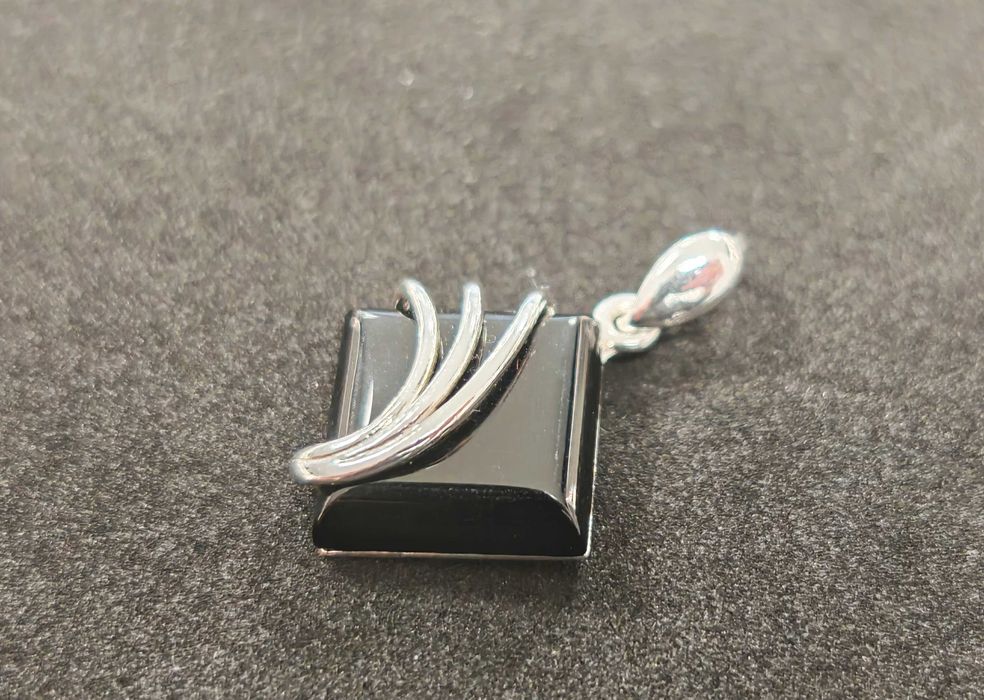 Elegancka zawieszka z Onyksem p925 4,45g 3,3x2,1cm