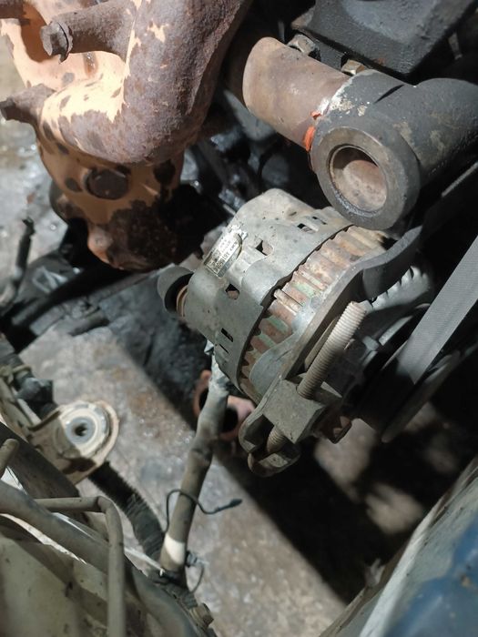 Генератор Хюндай Лантра Стартер 1.6 Хюндай Пони Хундай