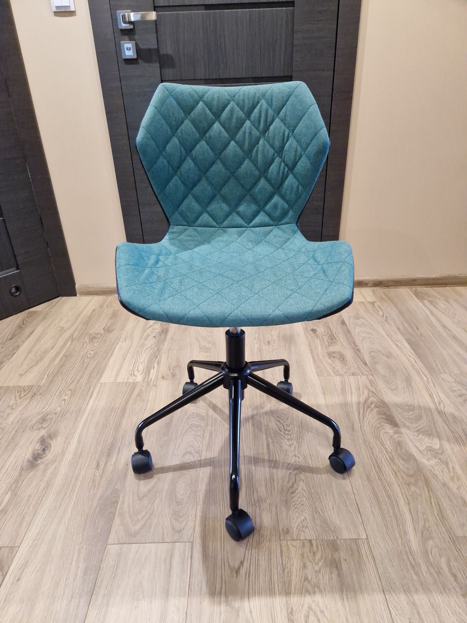 Fotel (krzesło) obrotowy biurowy