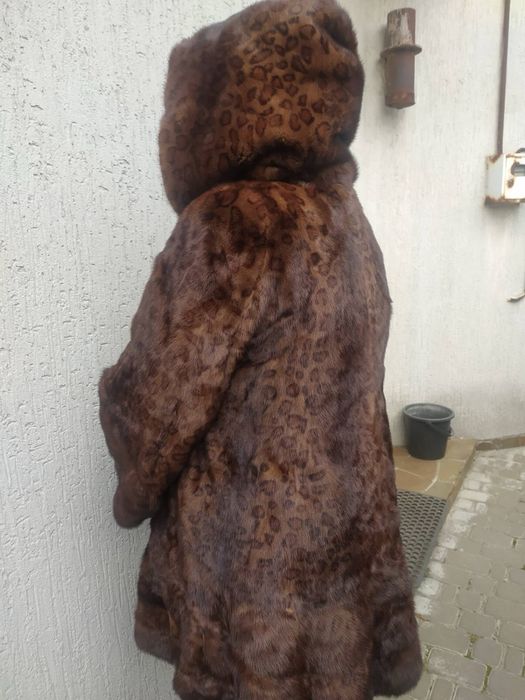 Продам норковую шубу