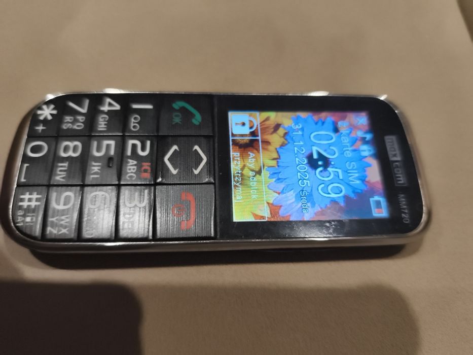Telefon Komórkowy maxcom Dla Seniorów MM720 Używana