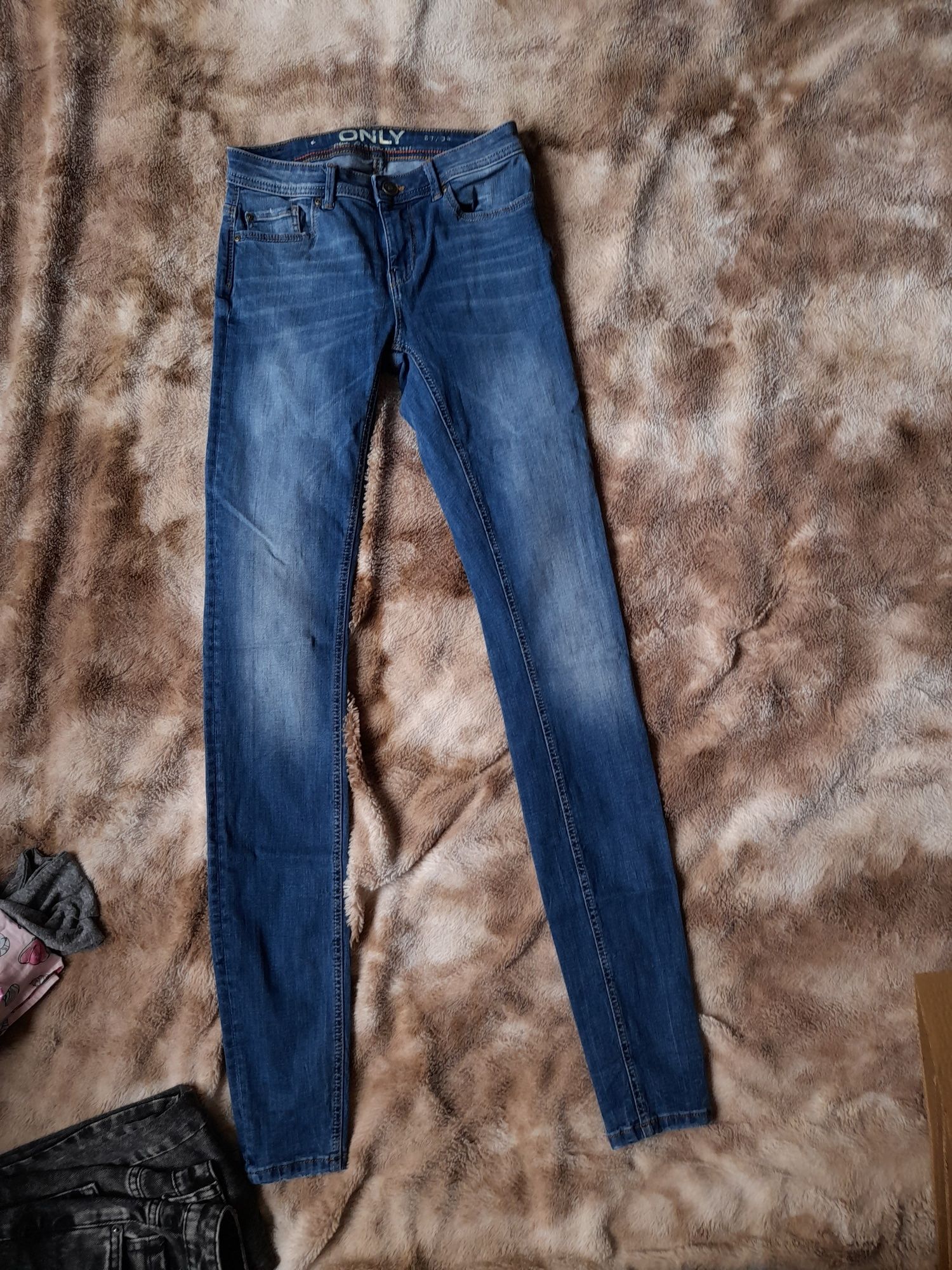 Spodnie jeansowe, rozmiar XS