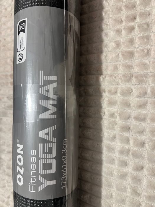 Tapete de Yoga 1,73x61x0,3cm NOVO ainda na embalagem