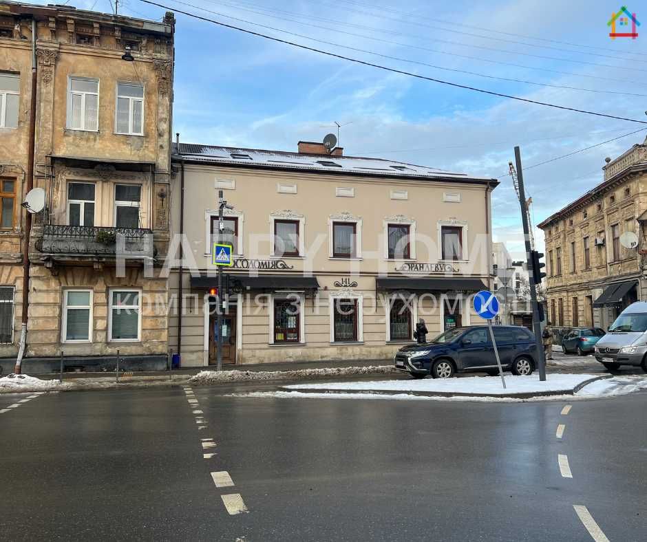 Продаж фасадної будівлі 259 м2, вул. Б.хмельницького, 141