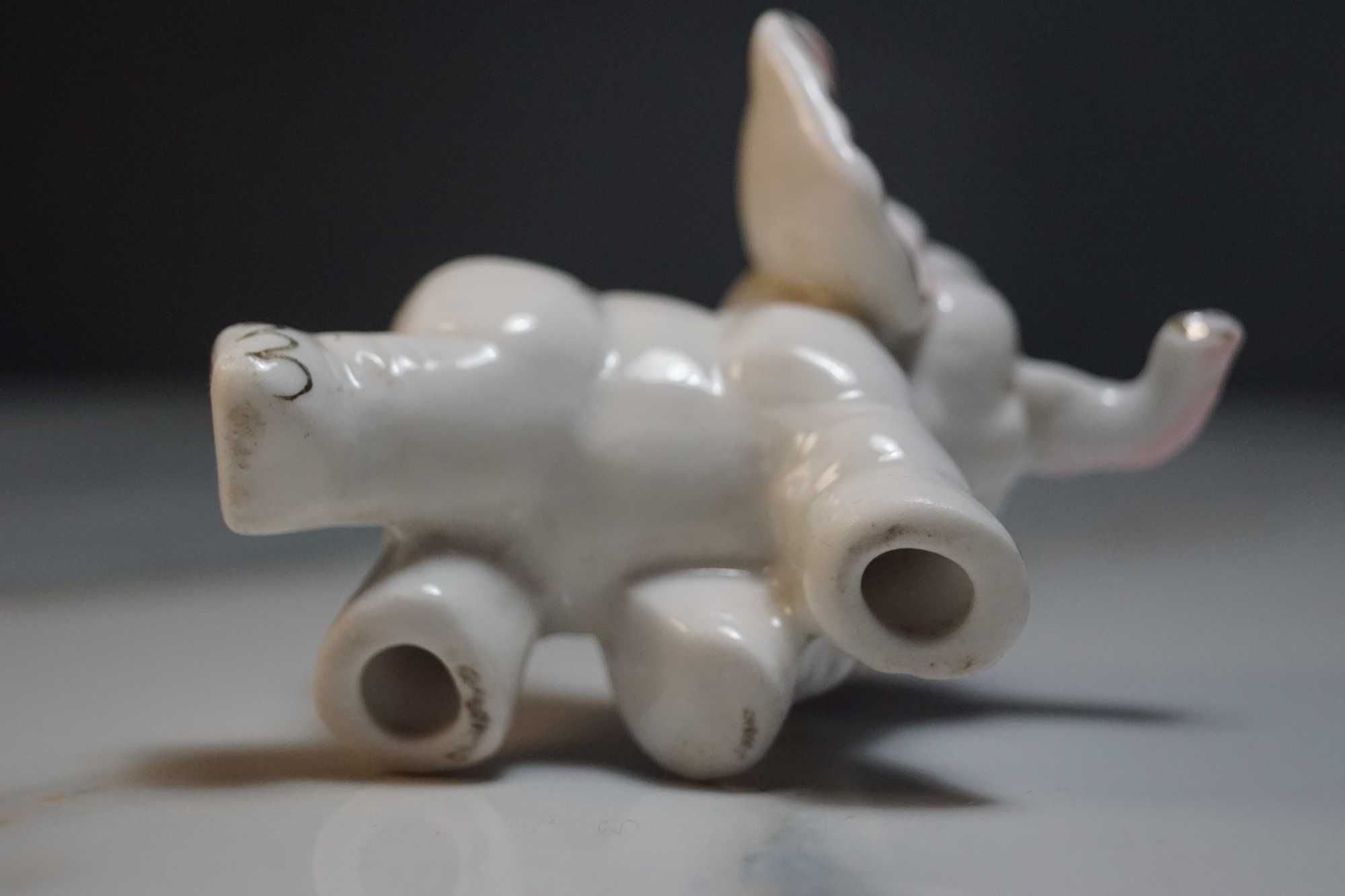 Porcelanowy słoń słonik na szczęście