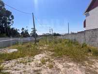 Terreno com Projeto em Carreço