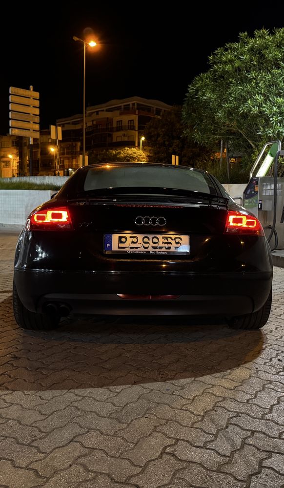 Audi TT 1.8 TFSI S-Line | Impecavel