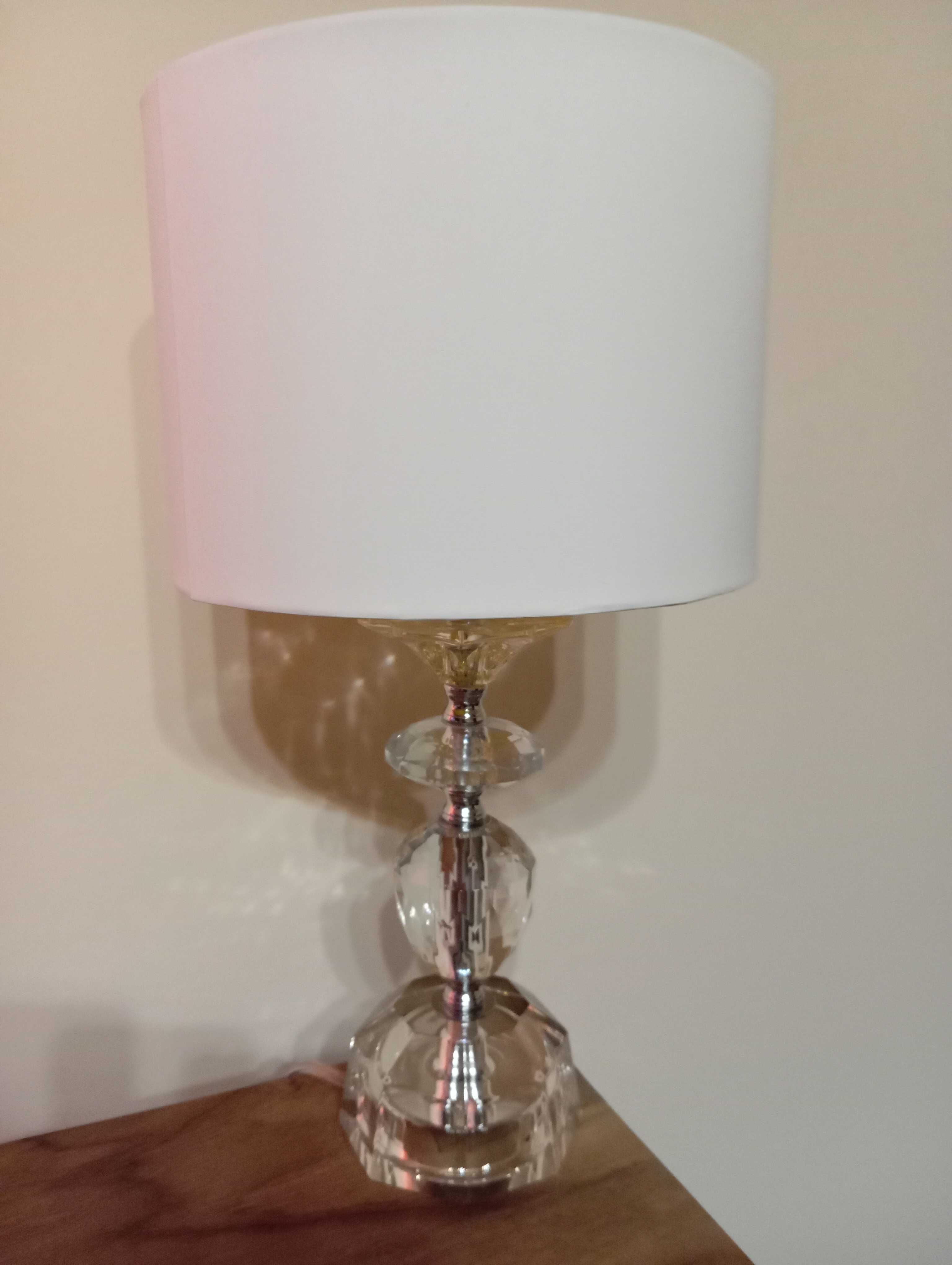 Lampa w stylu glamour