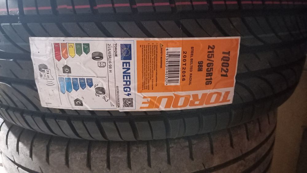 Шини 215.65 р16 нові