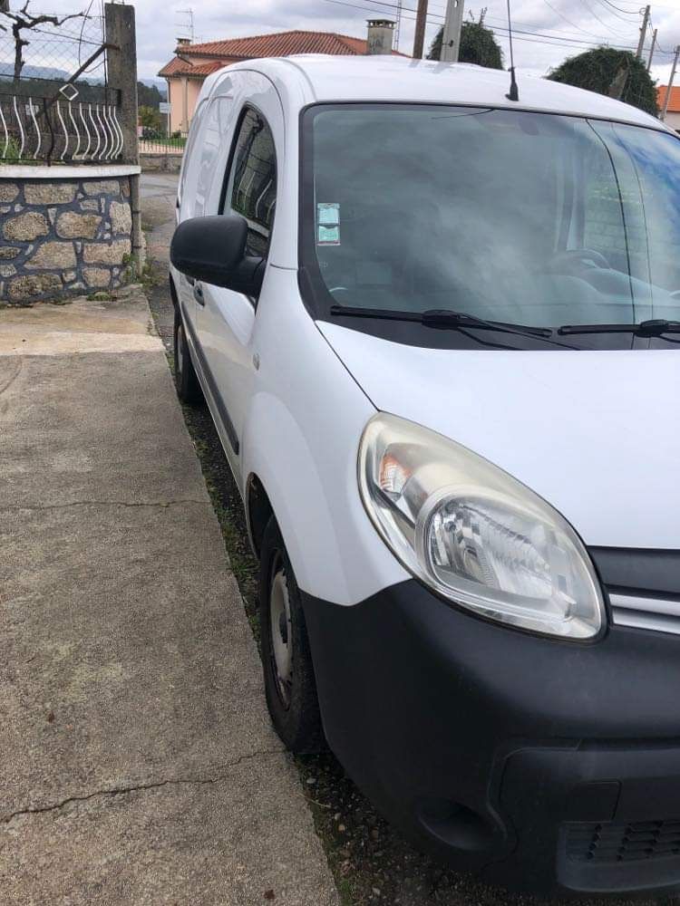 Renault kangoo 1.5 cdi com poucos km