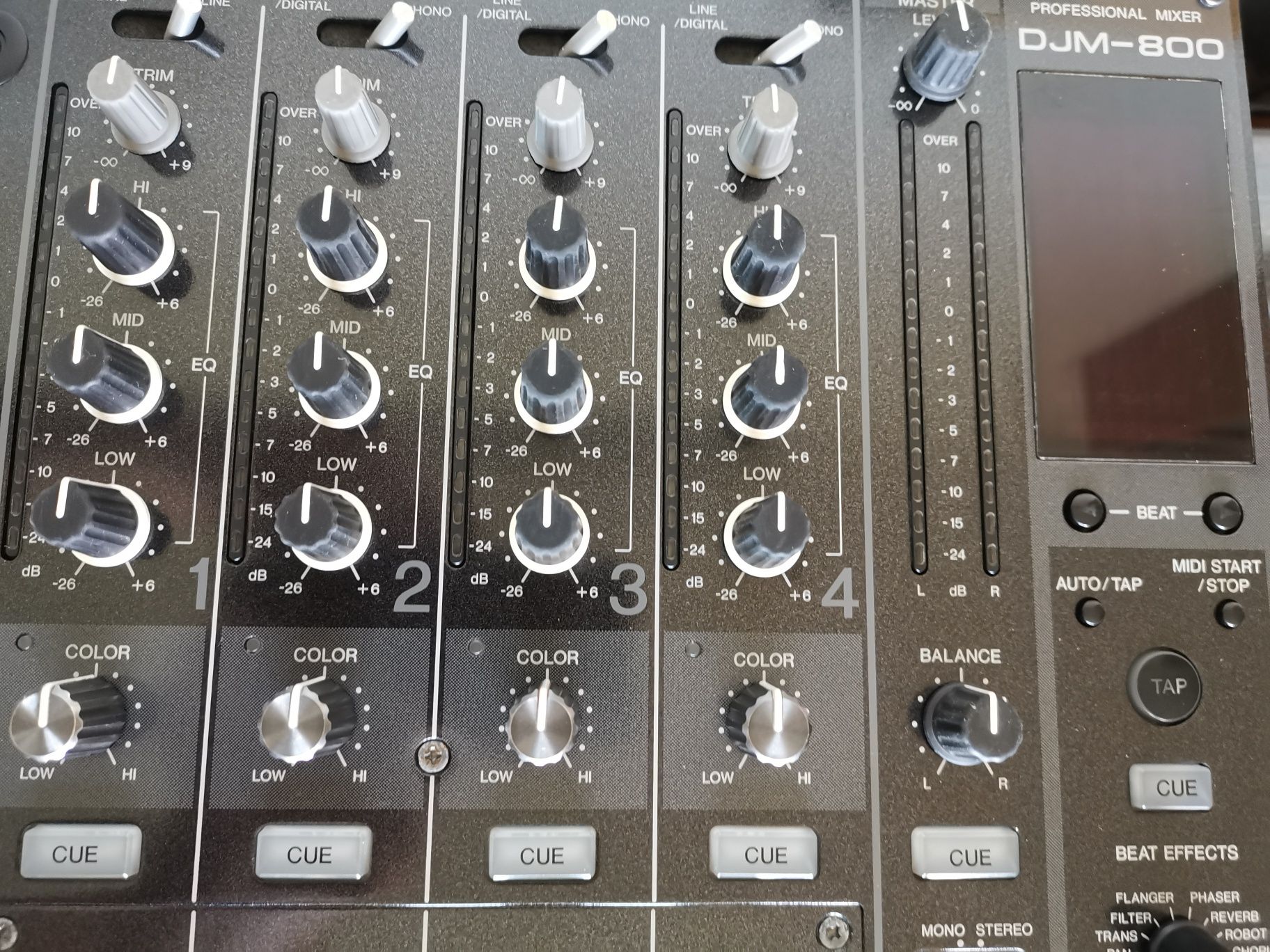 Mixer PIONEER DJM-800 - dj mikser