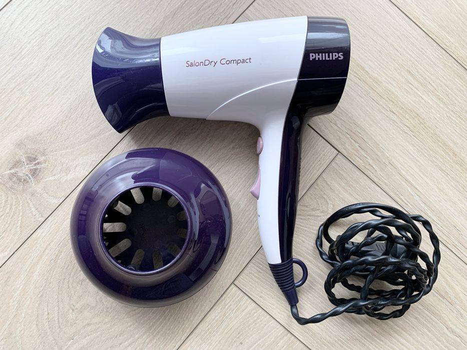 Suszarka fioletowa 1600 W Philips SalonDry Compact