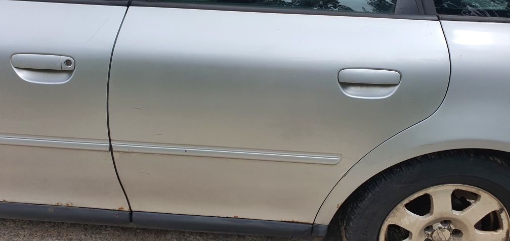 Audi a3 8L 1.6 APF  lift automat ESE  5 drzwi ly7w  części blask Gołda