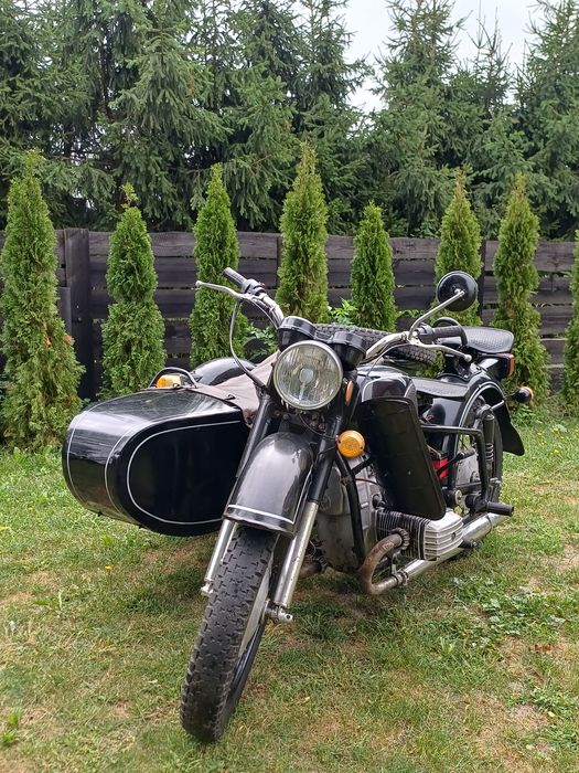 Dniepr 11 z koszem bocznym k750 Ural m72