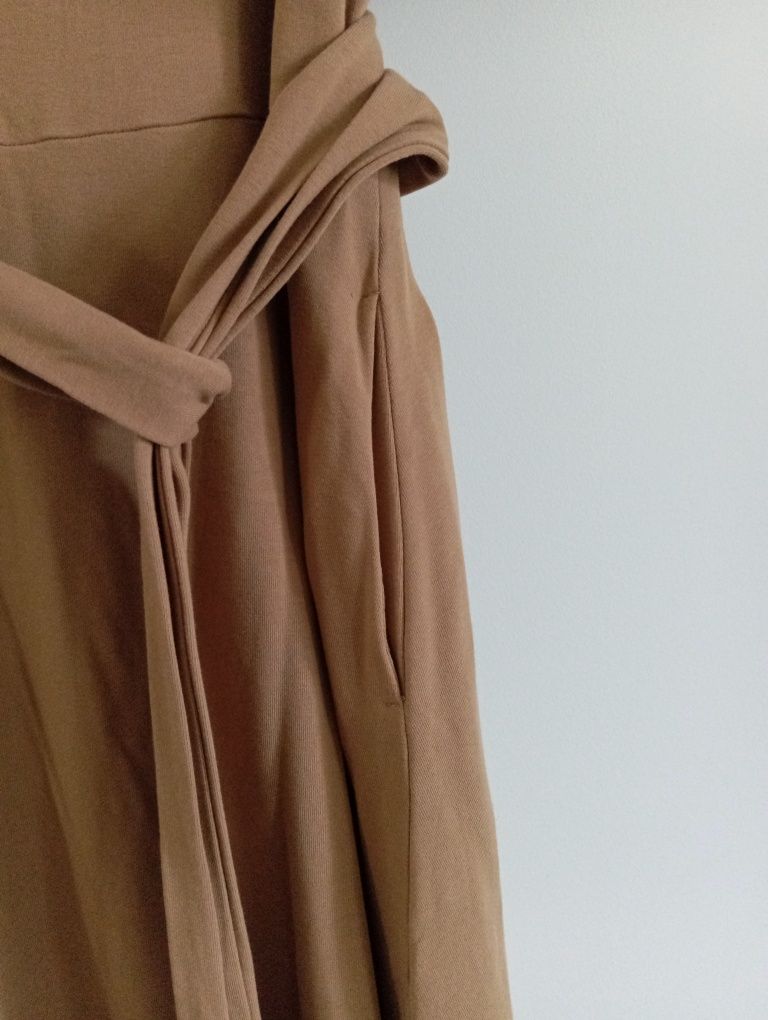 Sukienka basic camel nude Echo 40 L
