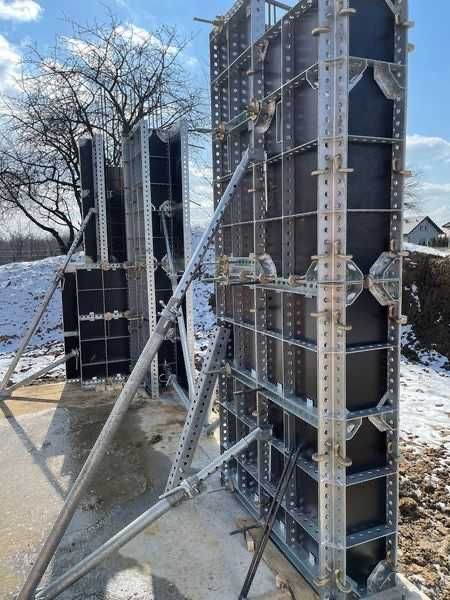 Здається в оренду стельова та стінова опалубка