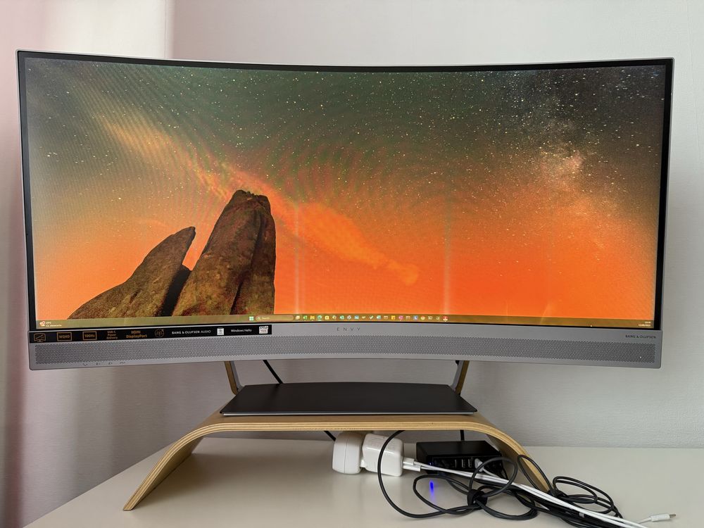 Monitor HP ENVY 34/34 -in Curved Display