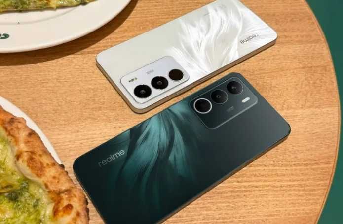 Realme C71 6/128ГБ NFC, 6.67"120Гц, 6300мАг+45вт, 50мп, IP64, Смартфон