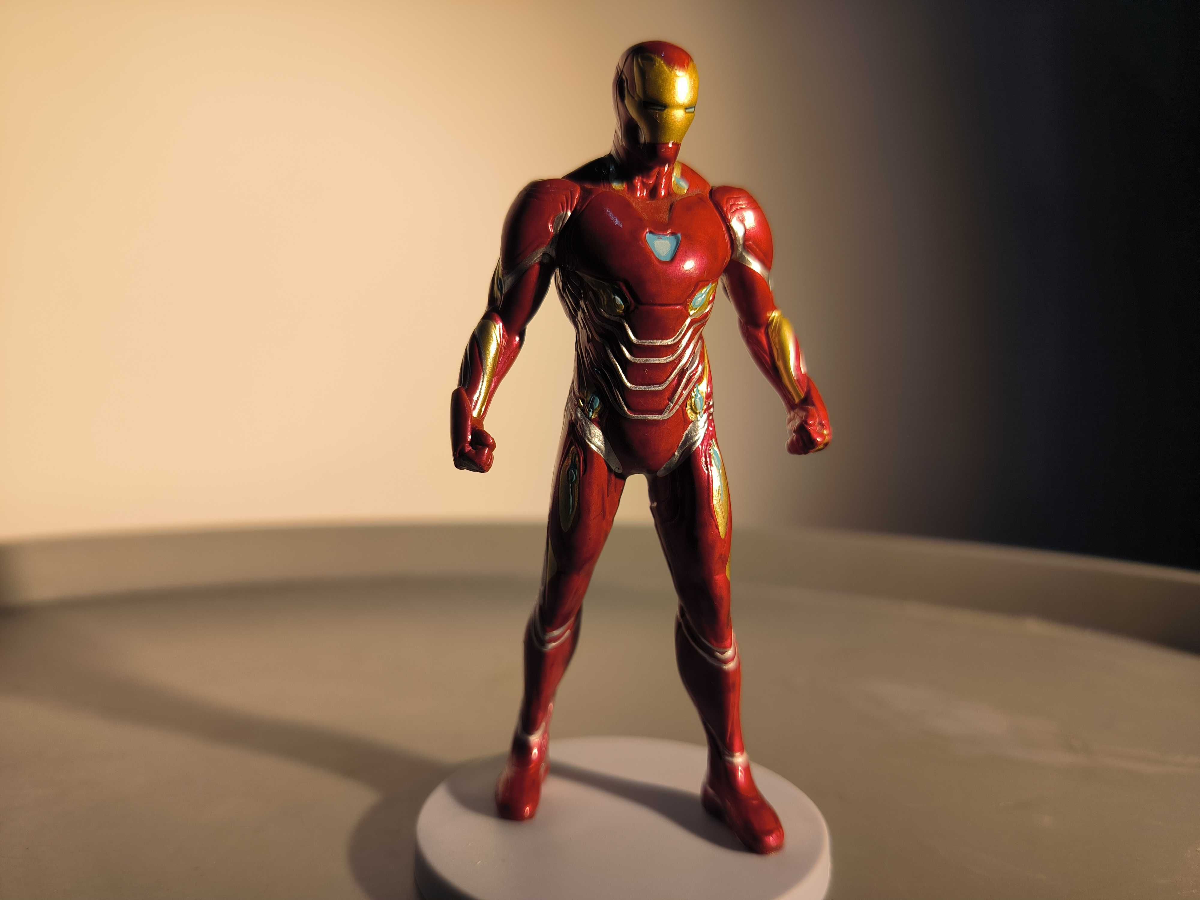 8 Figuras originais em pvc da Marvel