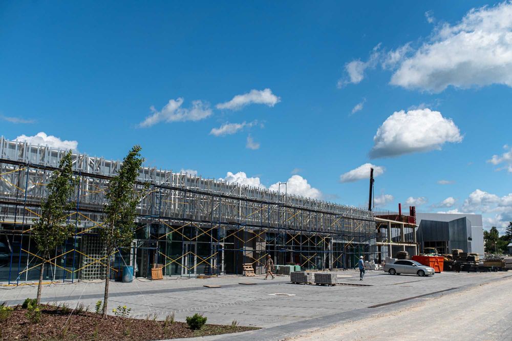 Новий склад 654 м² в ЛЦ PERETYN (поряд з митницею) у Львові