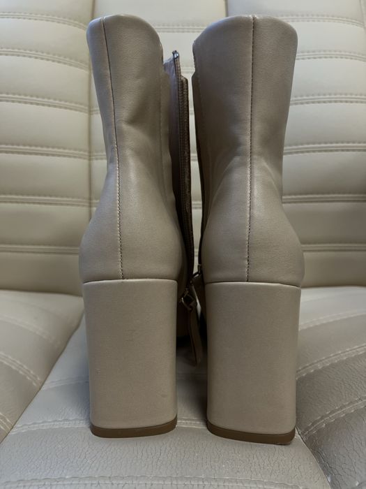 Ботильйоны Mango