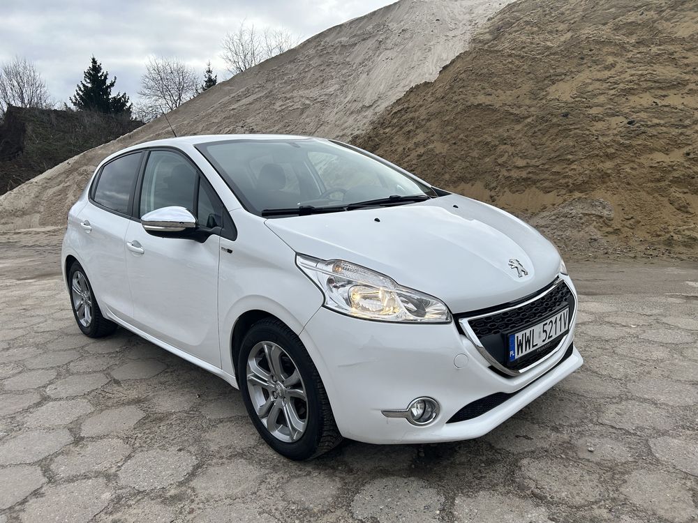 Peugeot 208 1.2 style