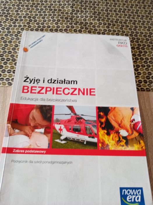 Nowa Era podręcznik szkolny do Liceum/Technikum
