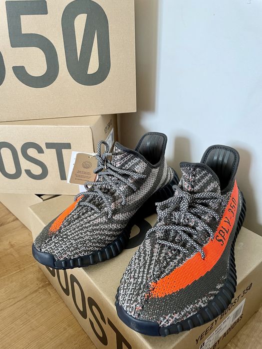 Yeezy boost 350 v2 Carbon Beluga