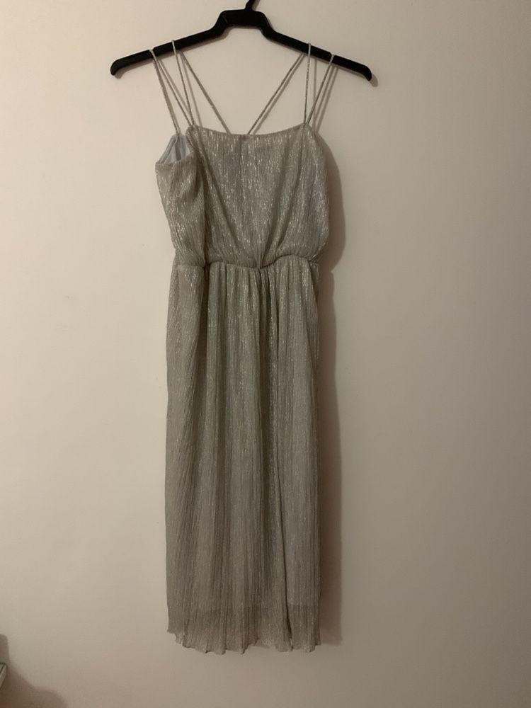 Vendo vestido festa prateado ZARA, tamanho M