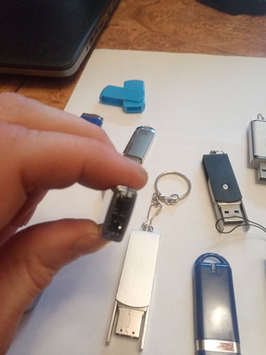 Корпуси для флешки 9шт