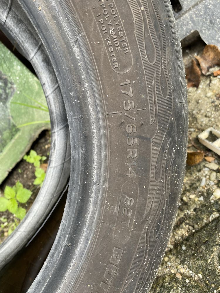 Pneu 175 / 65 R 14