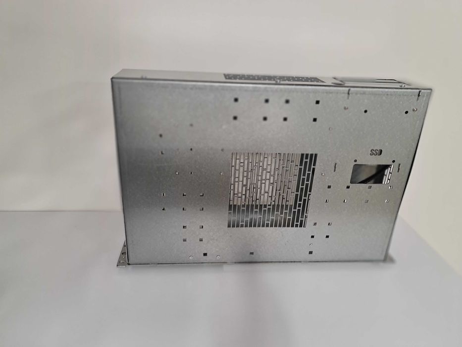 Wyprzedaż - Obudowa RACK do szafy 19 cali R-CASE 3 / Serwer montaż 2U