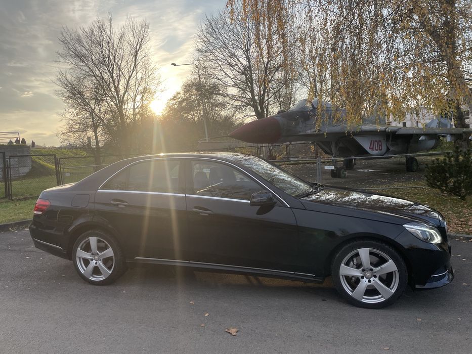 Samochód do ślubu Sylwester biznesowo okolicznościowo Wrocław okolice