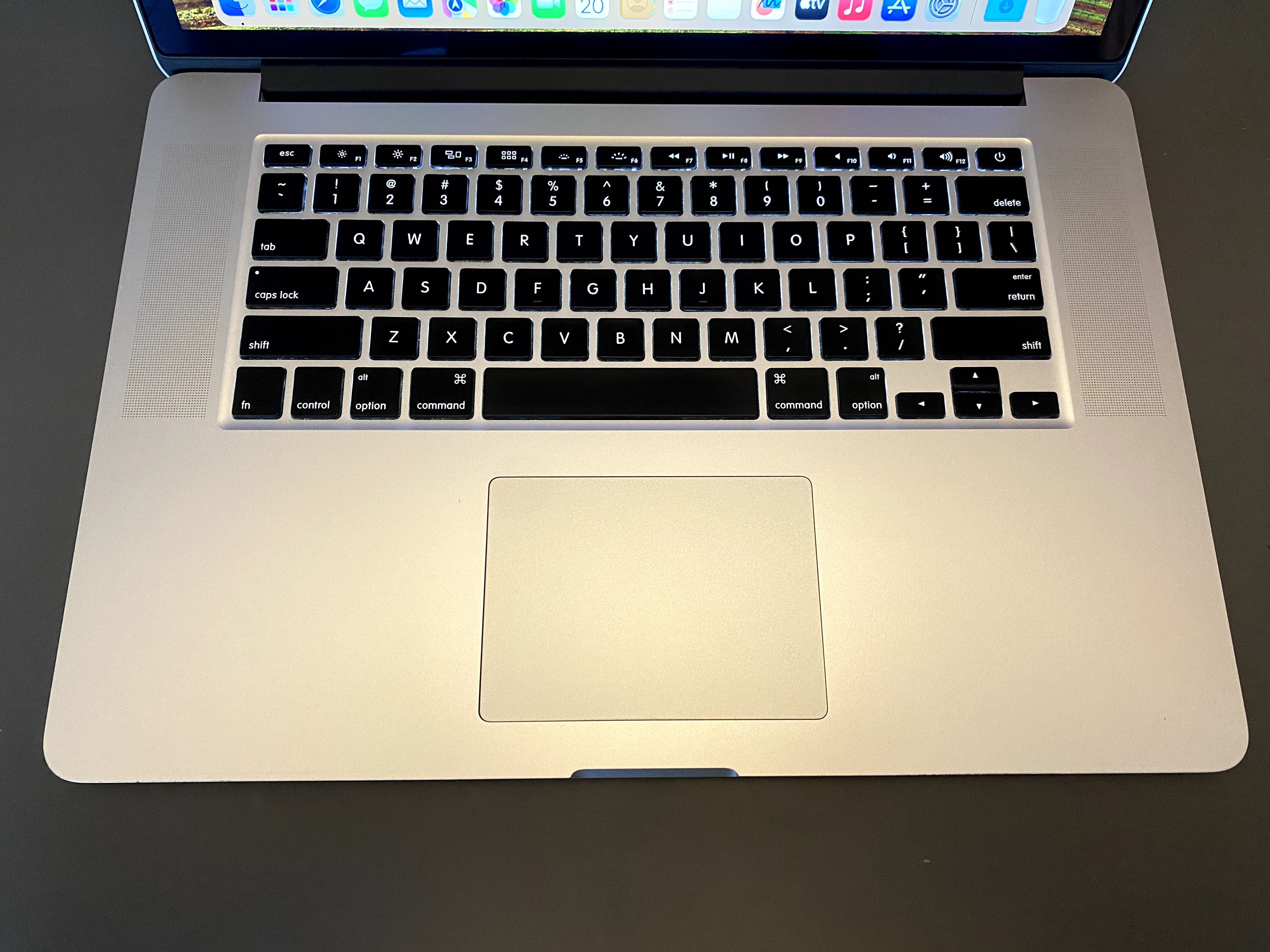 MacBook Pro 15 i7 Retina 16Gb Ram Dysk 500Gb  Nowa Bateria Serwis