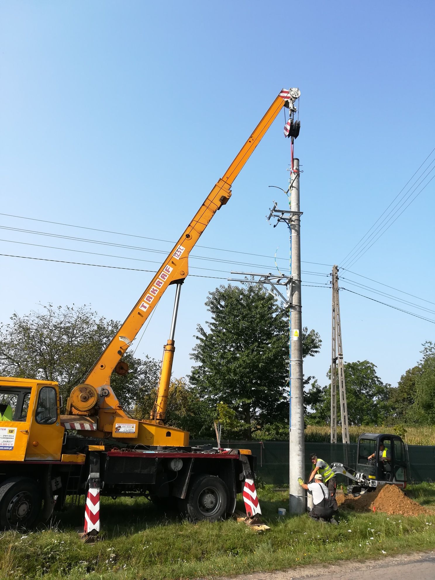 Usługi dźwigiem 12 ton !!!