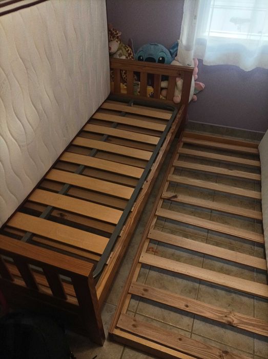 Cama individual em bom estado