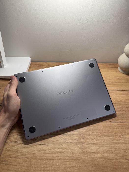 MacBook Pro 14 2021 M1 Pro 16Gb 512Gb Space 90%