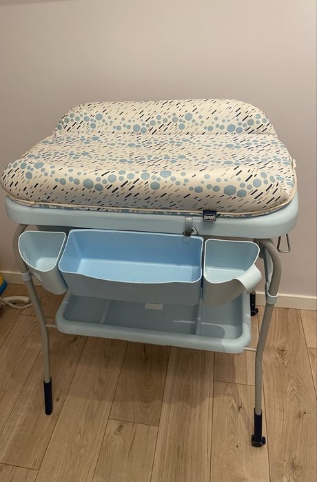 Sprzedam przewijak z wanienką