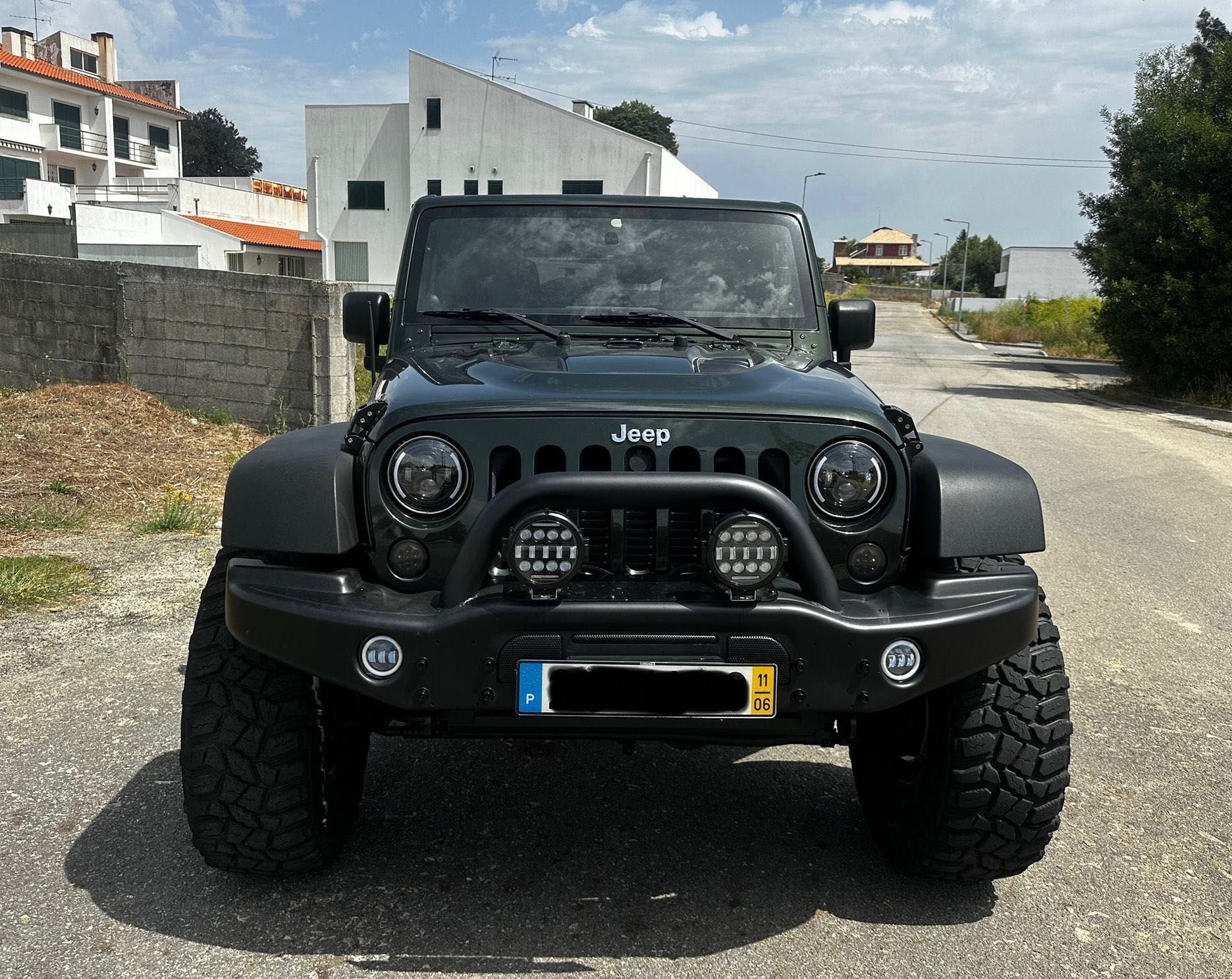 Jeep Wrangler RUBICON versão 200cv