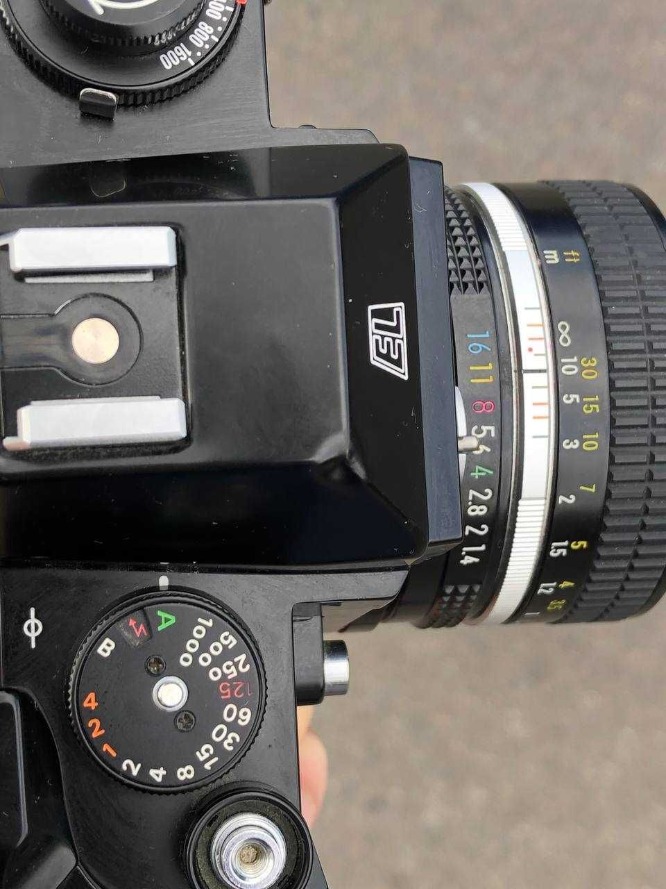Фотокамера Nikomat EL with Nikon Nikkor 50mm f/1.4