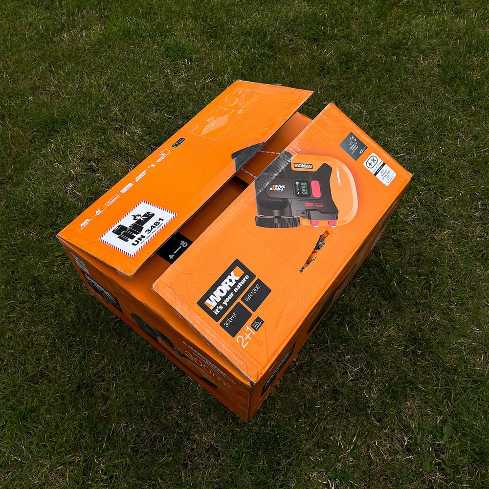 Robot koszący WORX Landroid S300 WR130E – Nowy