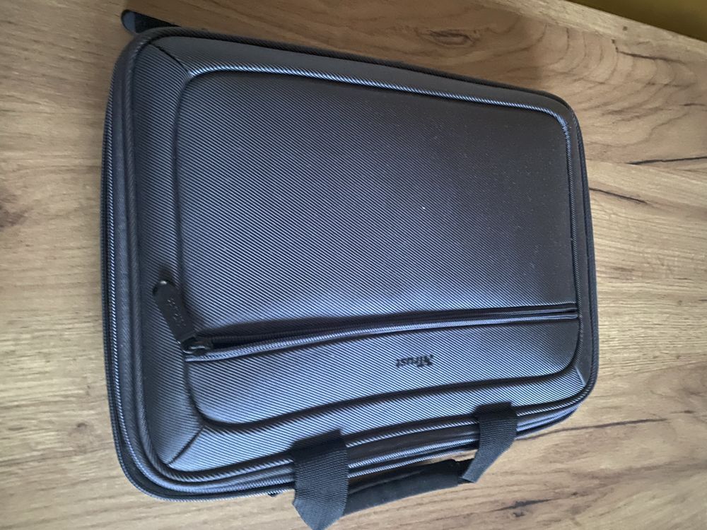 Komputer laptop acer
