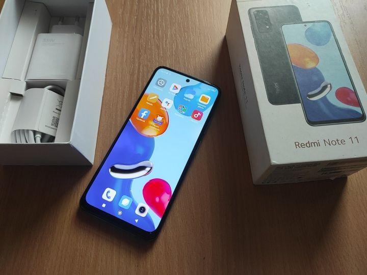 Xiaomi Redmi Note 11 świetny telefon z 128GB pamięci, oraz 4+2GB RAM