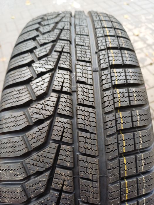 Opony zimowe Hankook SUV 215/65R17