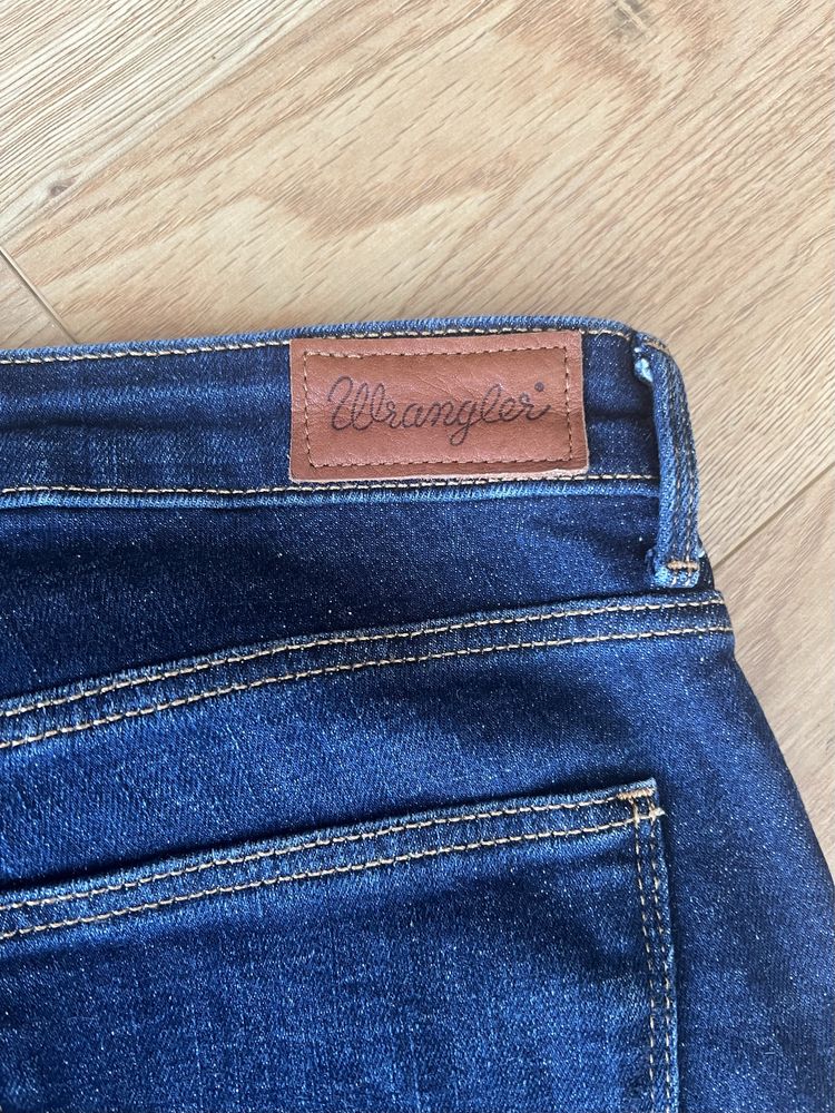 Jeansy Wrangler 28/32 slim Nowe