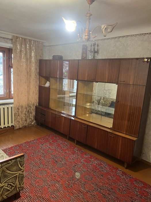 Продам 1 кімнатну квартиру вулиця Грушевського 32000 уе терміново