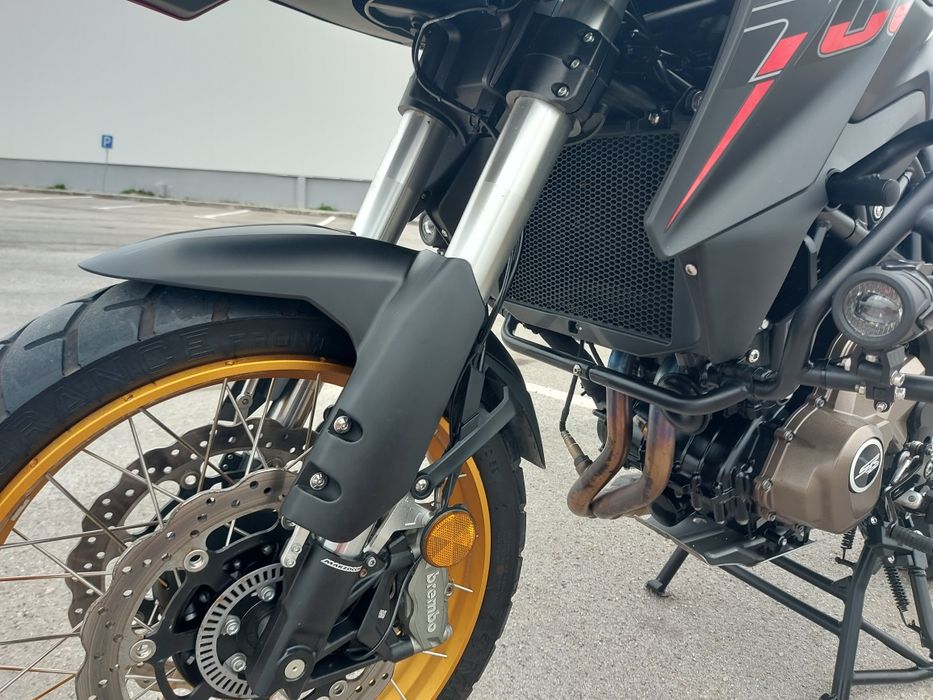 QJ Motor srt700x como nova