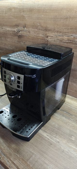 Ekspres do kawy DeLonghi Magnifica S 100%