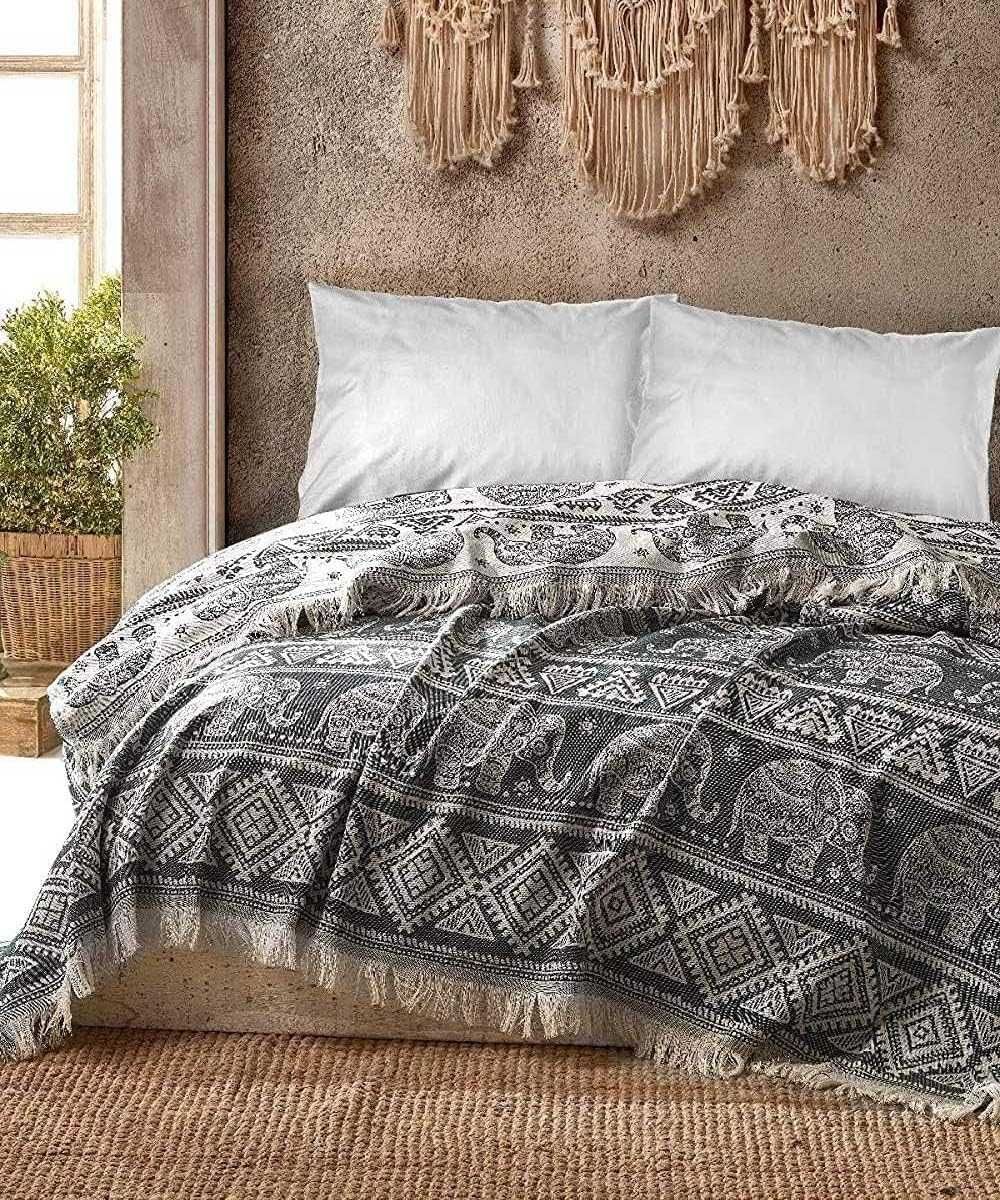 Narzuta na łóżko 220x240 bawełna, antracytowa, z frędzlami wzór słonie